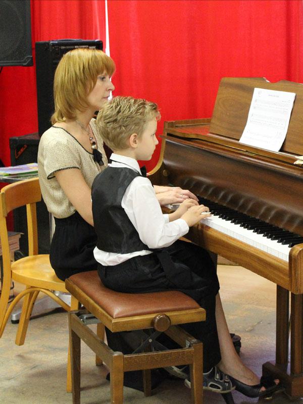 Klavier spielen lernen